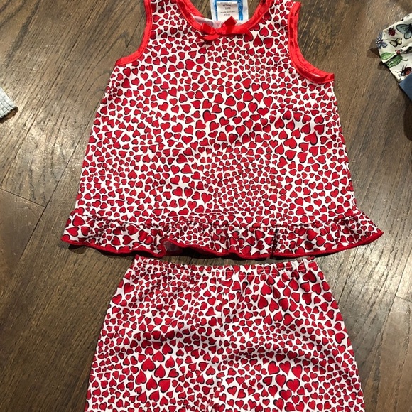 24M ❤️ heart pajama set Laura Dare - Picture 1 of 2